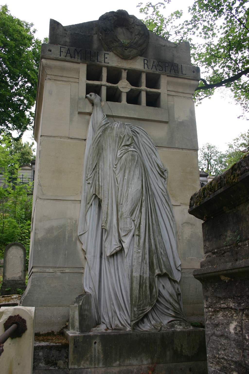 François-Vincent Raspail's tomb, Pere Lachaise Cemetery, Paris (2).JPG